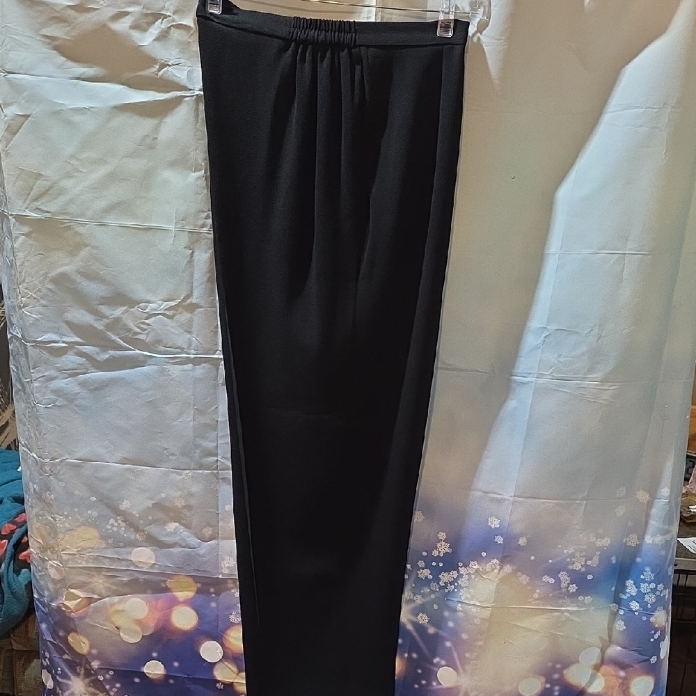 Elegant Black Women's Trousers 11L